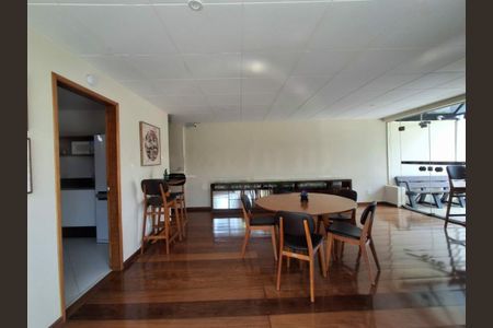 Apartamento à venda com 55m², 2 quartos e 1 vaga