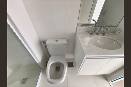 Apartamento para alugar com 67m², 2 quartos e 1 vaga