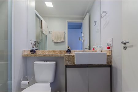 Apartamento à venda com 55m², 2 quartos e 1 vaga Apartamento à venda com 55m², 2 quartos e 1 vagaBanheiro da Suíte