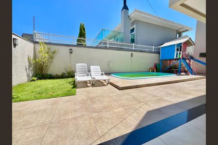 Casa para alugar com 195m², 3 quartos e 2 vagas Casa para alugar com 195m², 3 quartos e 2 vagasÁrea externa