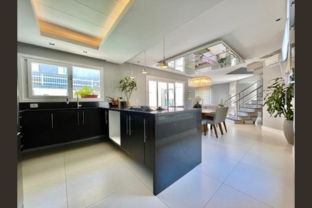 Casa para alugar com 195m², 3 quartos e 2 vagas Casa para alugar com 195m², 3 quartos e 2 vagasCozinha