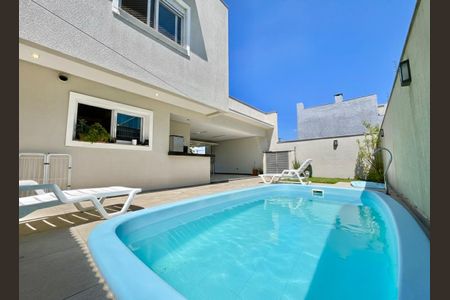 Casa para alugar com 195m², 3 quartos e 2 vagas Casa para alugar com 195m², 3 quartos e 2 vagasÁrea externa