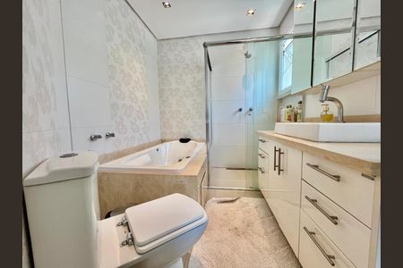 Casa para alugar com 195m², 3 quartos e 2 vagas Casa para alugar com 195m², 3 quartos e 2 vagasBanheiro