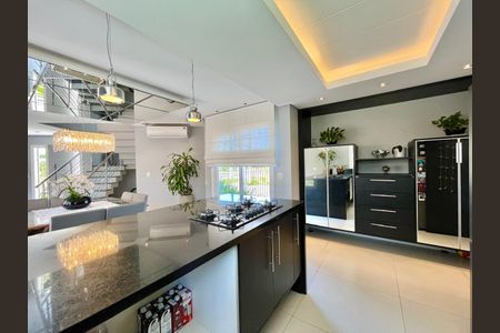 Casa para alugar com 195m², 3 quartos e 2 vagas Casa para alugar com 195m², 3 quartos e 2 vagasCozinha