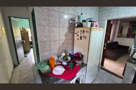 Casa à venda com 190m², 3 quartos e 1 vaga Casa à venda com 190m², 3 quartos e 1 vagaCozinha