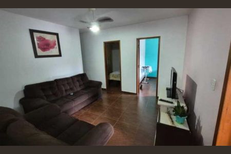 Casa à venda com 190m², 3 quartos e 1 vaga Casa à venda com 190m², 3 quartos e 1 vagaSala