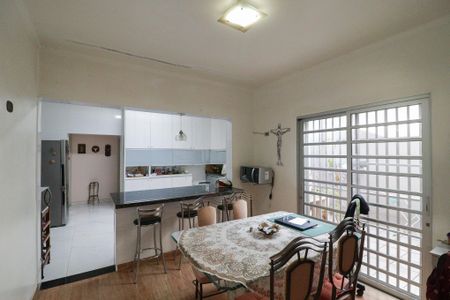 Cozinha de casa à venda com 3 quartos, 200m² em Chora Menino, São Paulo