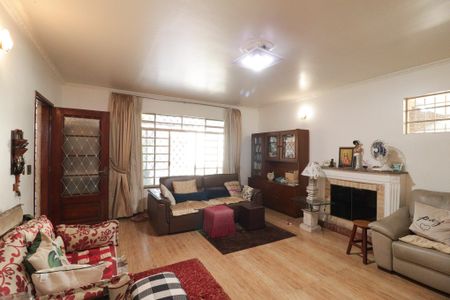 Casa à venda com 491m², 3 quartos e 8 vagasSala