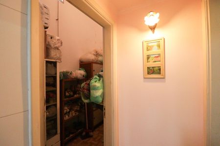Casa à venda com 491m², 3 quartos e 8 vagasDespensa