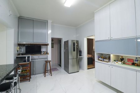 Casa à venda com 491m², 3 quartos e 8 vagasCozinha