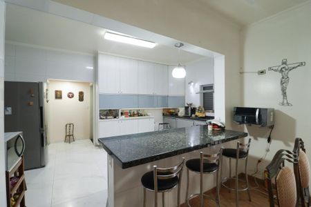 Casa à venda com 491m², 3 quartos e 8 vagasCozinha