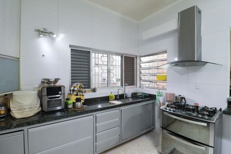 Cozinha de casa à venda com 3 quartos, 200m² em Chora Menino, São Paulo