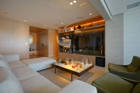 Apartamento à venda com 4 quartos, 250m² em Jardim Morumbi, São Paulo
