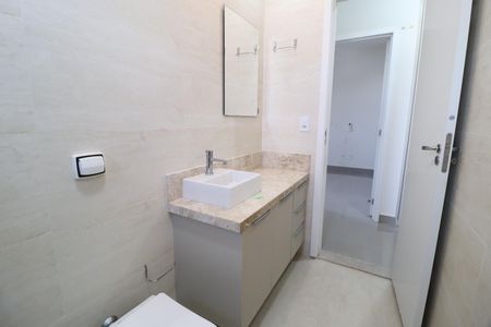 Apartamento para alugar com 1106m², 3 quartos e 1 vagaBanheiro Social