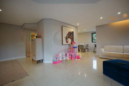 Apartamento à venda com 4 quartos, 240m² em Moema, São Paulo