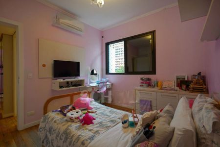 Apartamento à venda com 240m², 4 quartos e 4 vagas