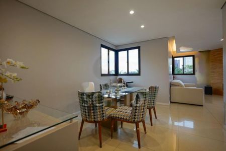 Apartamento à venda com 240m², 4 quartos e 4 vagas