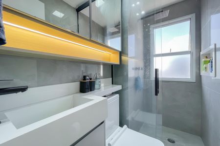 Apartamento para alugar com 47m², 2 quartos e 1 vaga Apartamento para alugar com 47m², 2 quartos e 1 vagaBanheiro