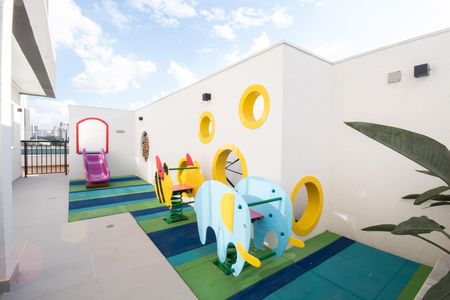 Apartamento para alugar com 47m², 2 quartos e 1 vaga Apartamento para alugar com 47m², 2 quartos e 1 vagaÁrea comum - Playground