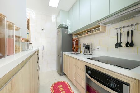 Apartamento para alugar com 47m², 2 quartos e 1 vaga Apartamento para alugar com 47m², 2 quartos e 1 vagaCozinha e Área de Serviço
