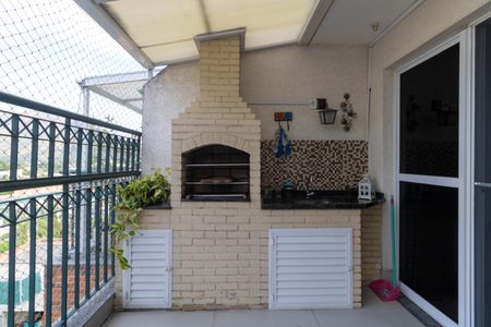 Apartamento à venda com 143m², 3 quartos e 1 vaga Apartamento à venda com 143m², 3 quartos e 1 vagaTerraço