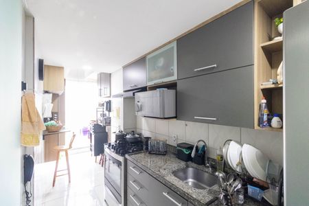 Apartamento à venda com 143m², 3 quartos e 1 vaga Apartamento à venda com 143m², 3 quartos e 1 vagaCozinha e Área de Serviço