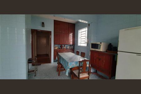 Casa à venda com 4 quartos, 230m² em Tucuruvi, São Paulo