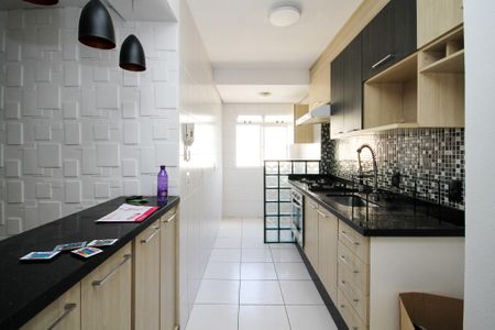 Apartamento para alugar com 48m², 2 quartos e 2 vagas Apartamento para alugar com 48m², 2 quartos e 2 vagasCozinha