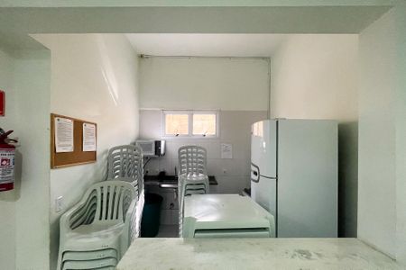 Apartamento para alugar com 48m², 2 quartos e 2 vagas Apartamento para alugar com 48m², 2 quartos e 2 vagasÁrea comum - Salão de festas