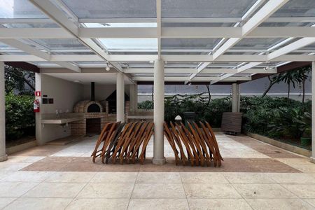 Apartamento à venda com 53m², 1 quarto e 1 vaga Apartamento à venda com 53m², 1 quarto e 1 vagaÁrea Comum - Churrasqueira