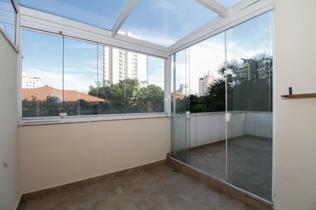 Apartamento à venda com 53m², 1 quarto e 1 vaga Apartamento à venda com 53m², 1 quarto e 1 vagaVaranda