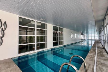 Apartamento à venda com 53m², 1 quarto e 1 vaga Apartamento à venda com 53m², 1 quarto e 1 vagaÁrea Comum - Piscina Coberta