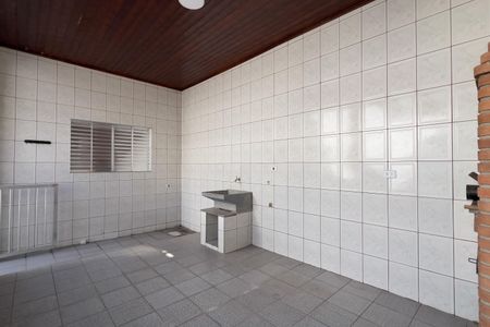 Casa para alugar com 300m², 2 quartos e 4 vagas Casa para alugar com 300m², 2 quartos e 4 vagasÁrea de Serviço e Churrasqueira