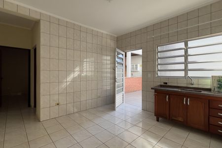 Casa para alugar com 300m², 2 quartos e 4 vagas Casa para alugar com 300m², 2 quartos e 4 vagasCozinha