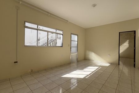 Sala de casa para alugar com 2 quartos, 300m² em Jardim Santa Paula, Guarulhos