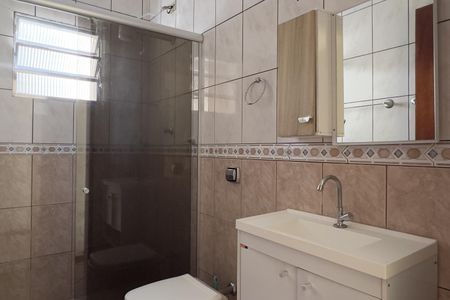 Casa para alugar com 300m², 2 quartos e 4 vagas Casa para alugar com 300m², 2 quartos e 4 vagasBanheiro
