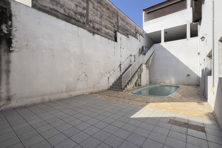 Casa para alugar com 300m², 2 quartos e 4 vagas Casa para alugar com 300m², 2 quartos e 4 vagasÁrea externa