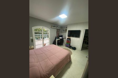 Casa à venda com 3 quartos, 100m² em Cidade Dutra, São Paulo