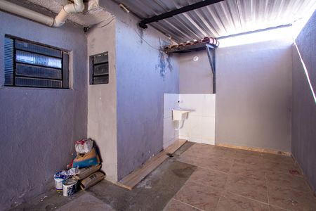Casa para alugar com 60m², 1 quarto e sem vaga Casa para alugar com 60m², 1 quarto e sem vagaÁrea de Serviço