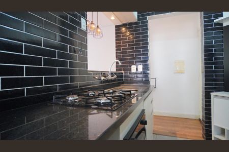 Apartamento à venda com 40m², 1 quarto e 1 vaga Apartamento à venda com 40m², 1 quarto e 1 vagaCozinha e Área de Serviço
