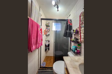 Banheiro de apartamento à venda com 2 quartos, 55m² em Jardim Celeste, São Paulo