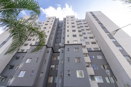 Apartamento para alugar com 52m², 2 quartos e 1 vaga Apartamento para alugar com 52m², 2 quartos e 1 vagaFachada