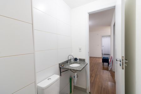 Apartamento para alugar com 45m², 2 quartos e sem vaga Apartamento para alugar com 45m², 2 quartos e sem vagaBanheiro