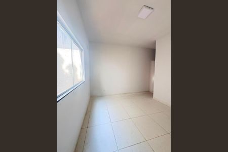 Casa à venda com 83m², 3 quartos e 2 vagas Casa à venda com 83m², 3 quartos e 2 vagasSala/Cozinha