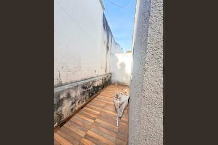 Casa à venda com 83m², 3 quartos e 2 vagas Casa à venda com 83m², 3 quartos e 2 vagasÁrea comum