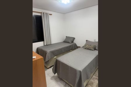 Apartamento à venda com 137m², 3 quartos e 3 vagas Apartamento à venda com 137m², 3 quartos e 3 vagasSuíte