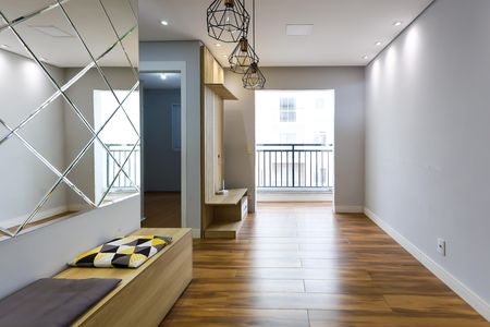 Sala  de apartamento para alugar com 2 quartos, 42m² em Parque Reboucas, São Paulo