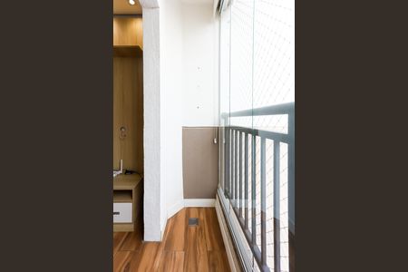 Varanda da Sala de apartamento para alugar com 2 quartos, 42m² em Parque Reboucas, São Paulo