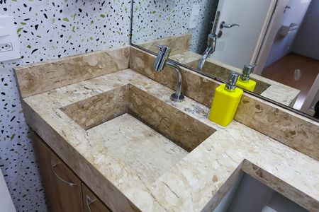 Banheiro de apartamento para alugar com 2 quartos, 42m² em Parque Reboucas, São Paulo