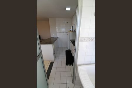 Apartamento para alugar com 65m², 3 quartos e 1 vagaÁrea de Serviço
